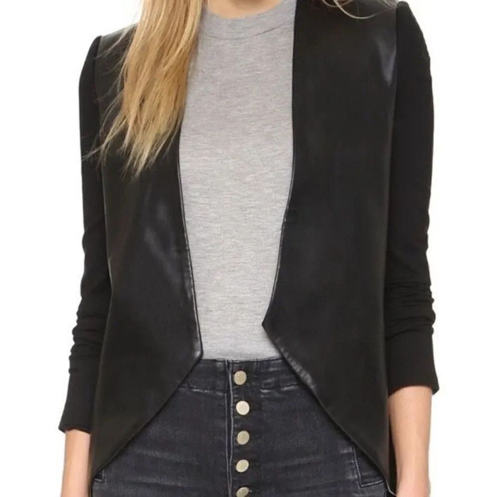 ✨Blaque Label Sculpted Blazer Faux leather and Knit✨